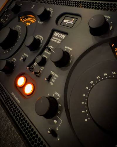 The King of Mastering Compressors